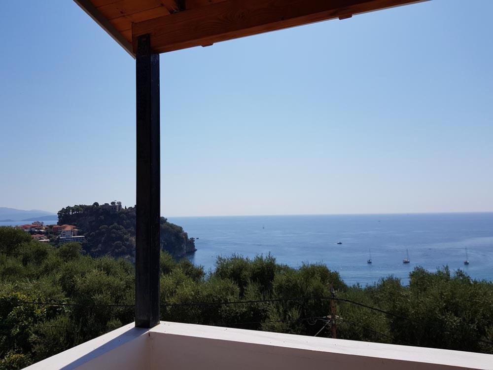 Diogenis Parga Studios Esterno foto